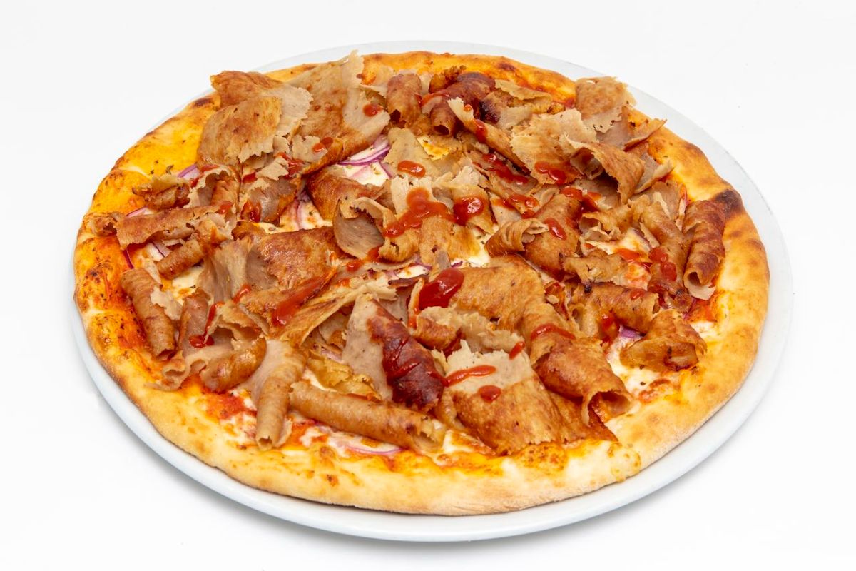 Lamb Doner Pizza