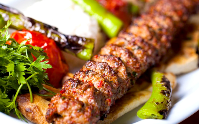 Chicken or Kofte yogurt kebab ( iskender )