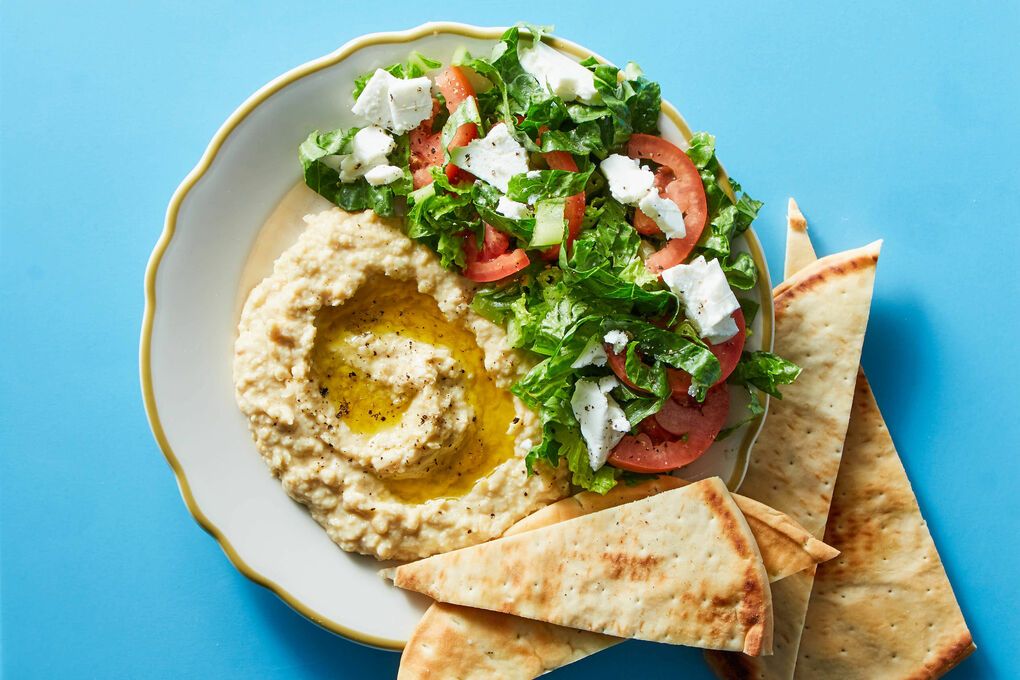 Houmous in Pitta with Salad (v)