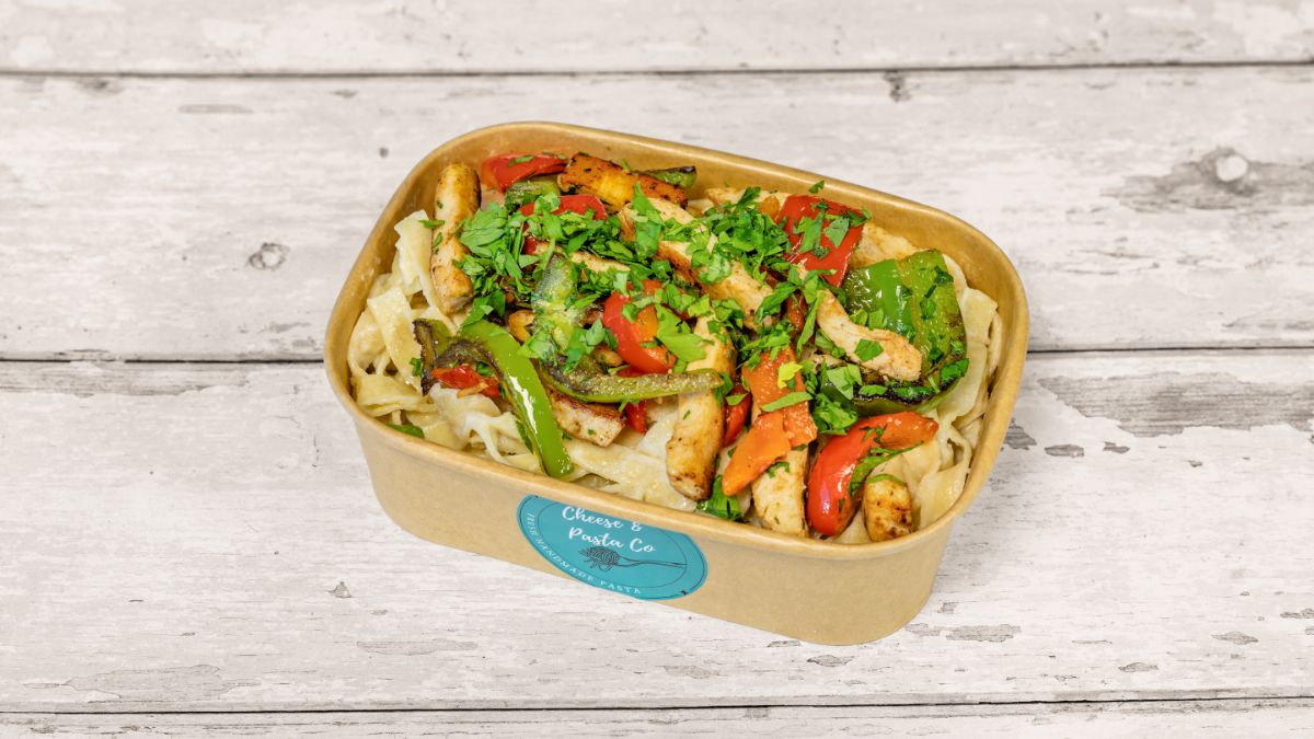 Rainbow Fettuccine with Chicken