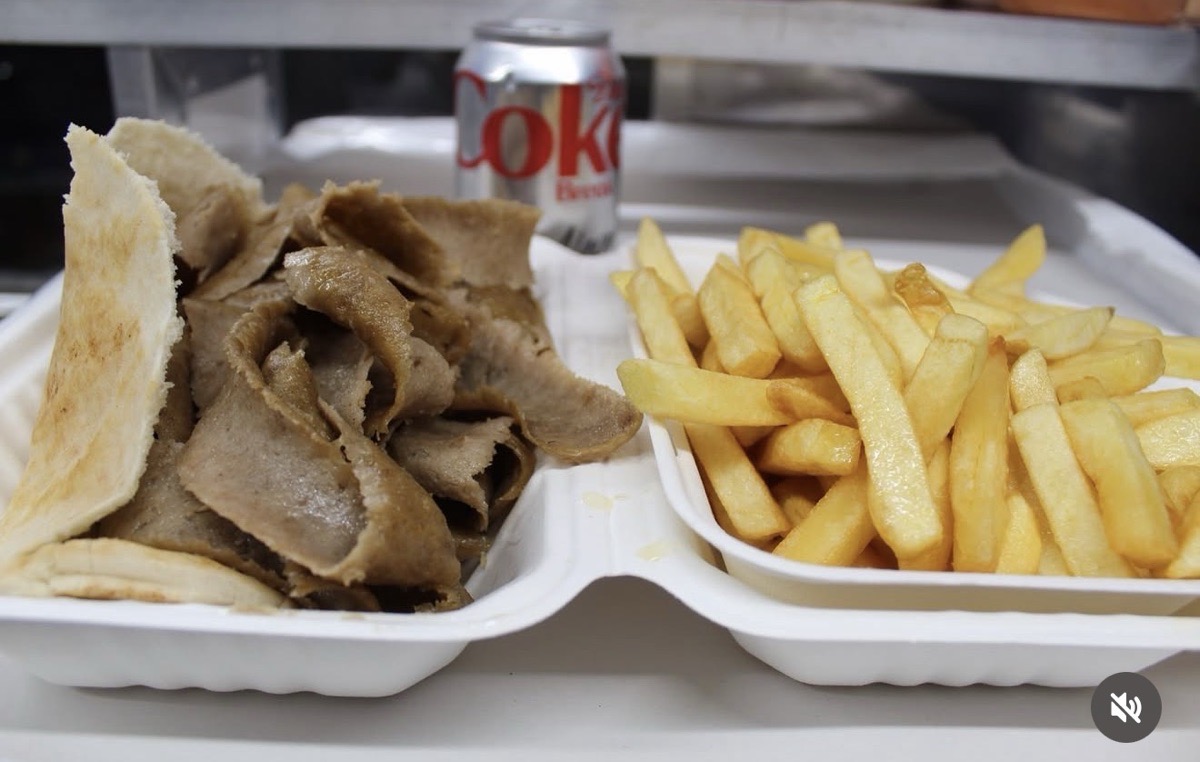 Meal1 ( S döner , chips and drink )