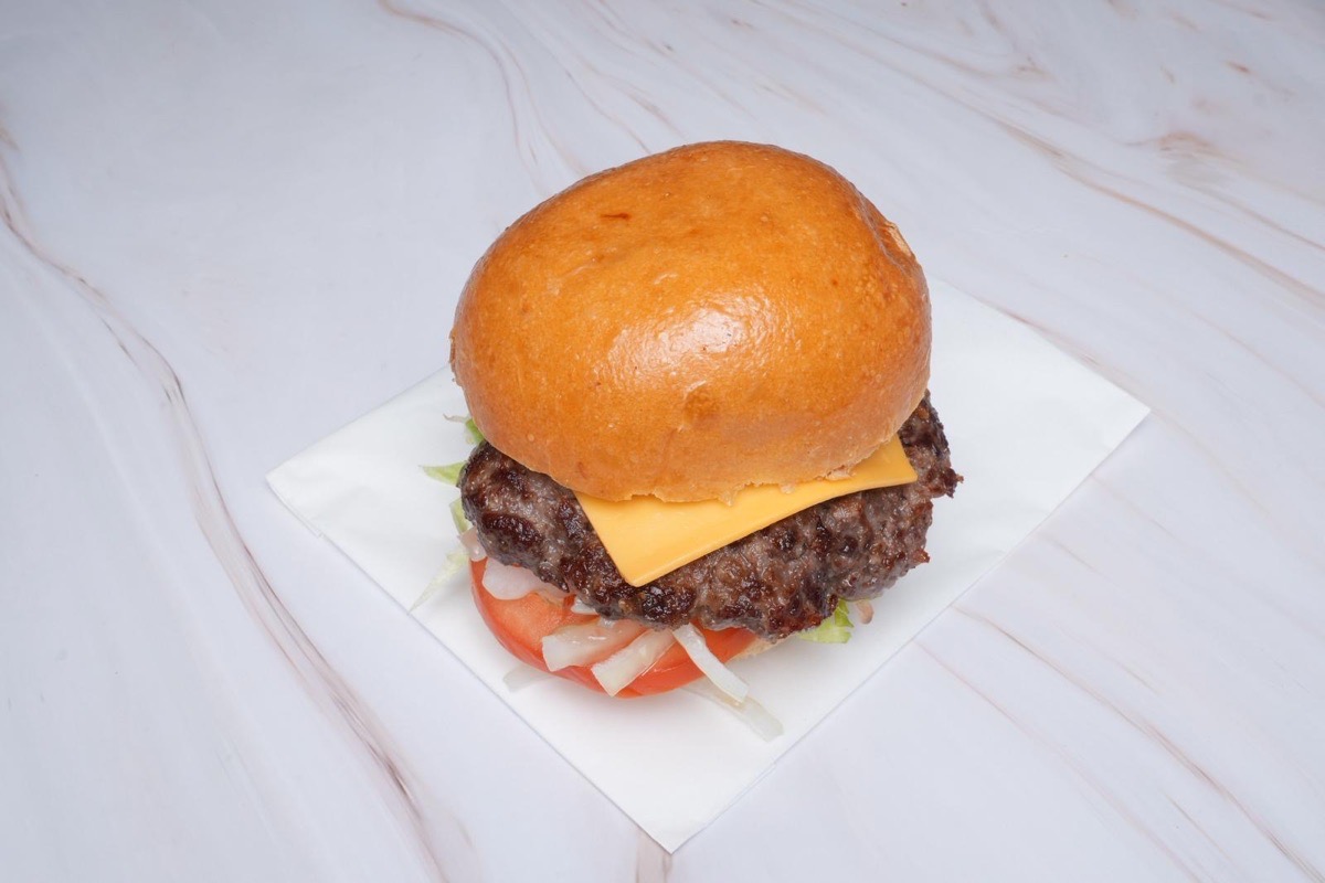 12oz Burger With Cheese