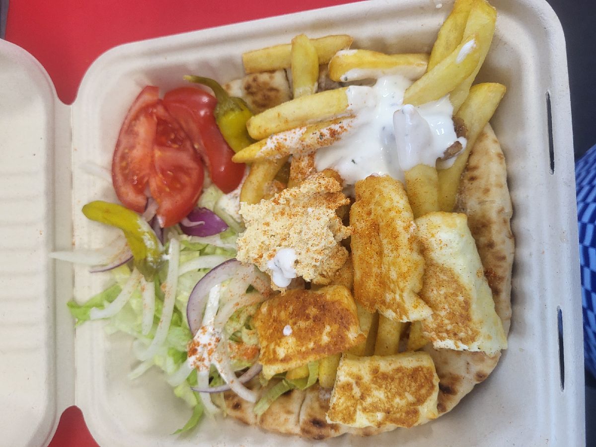 Grilled Halloumi With Hummus