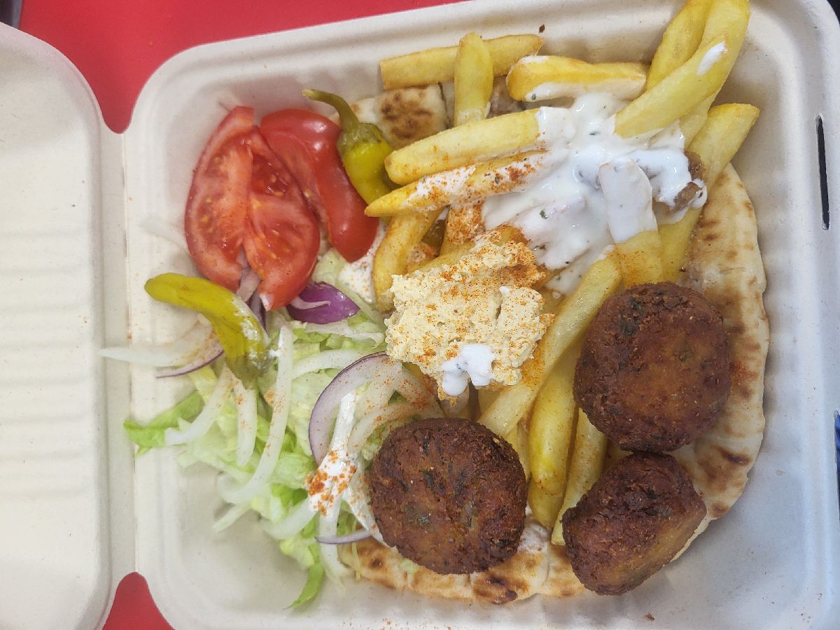 Falafel With Hummus